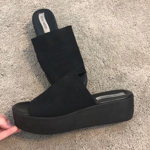 Steve Madden platform stretchy sandal